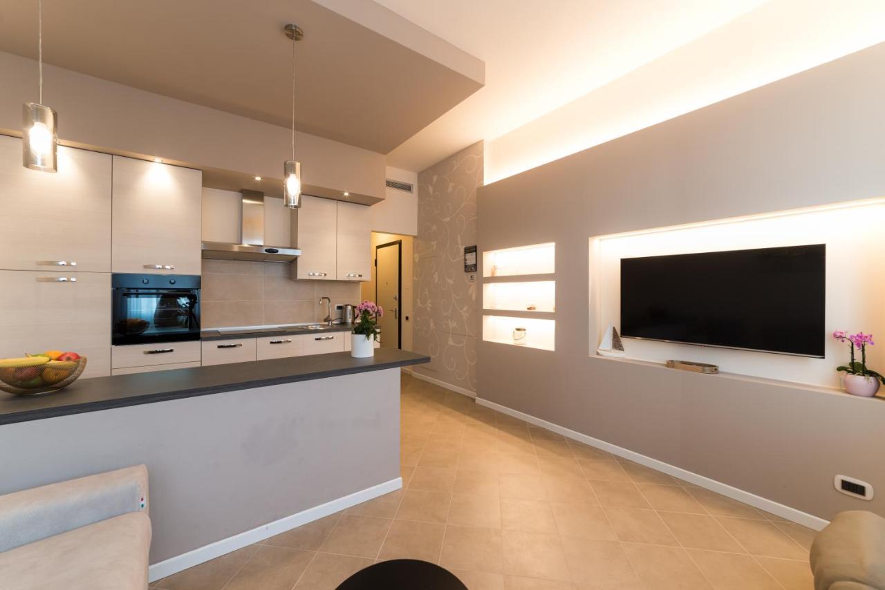 Dv Garda Suite Campione del Garda Esterno foto