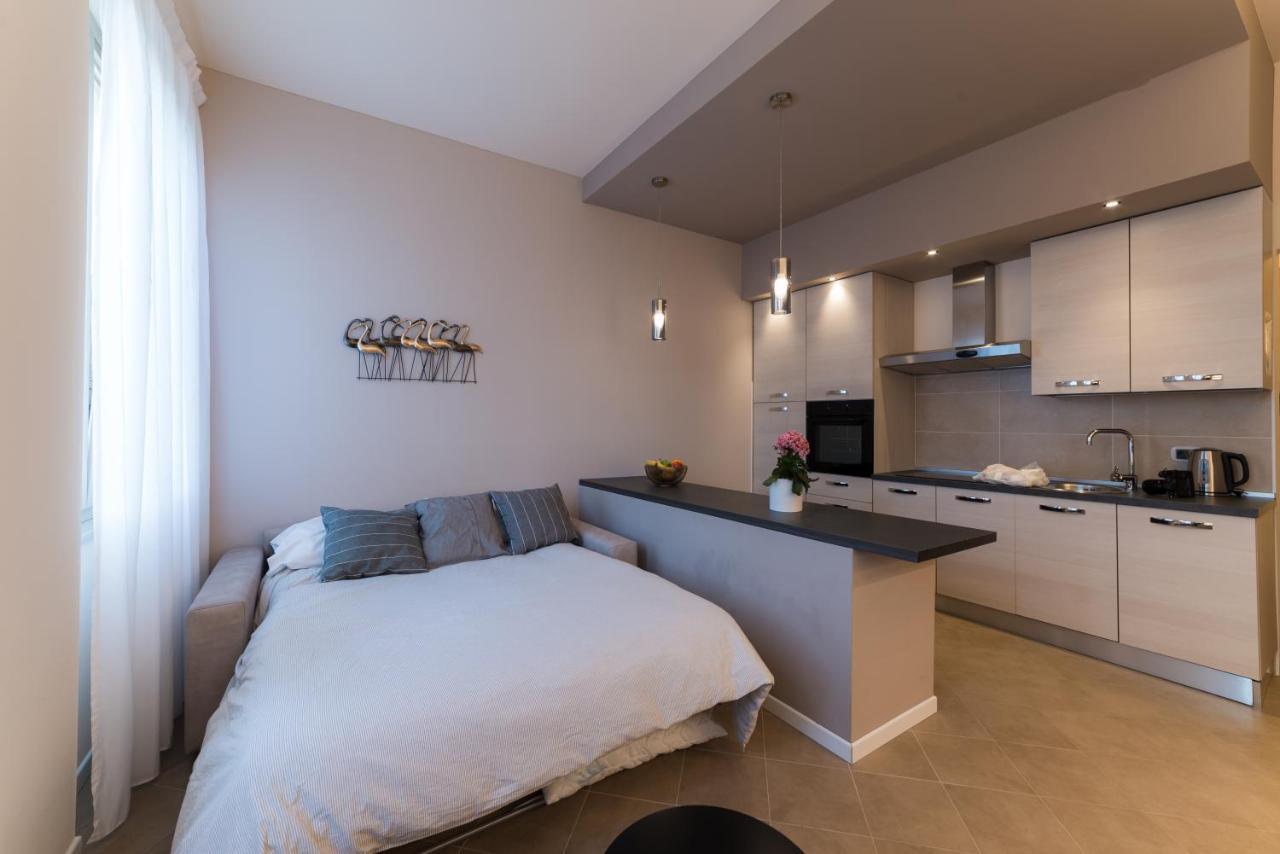 Dv Garda Suite Campione del Garda Esterno foto