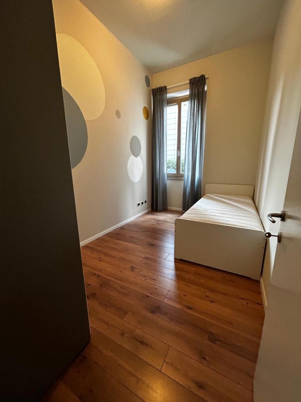 Dv Garda Suite Campione del Garda Esterno foto